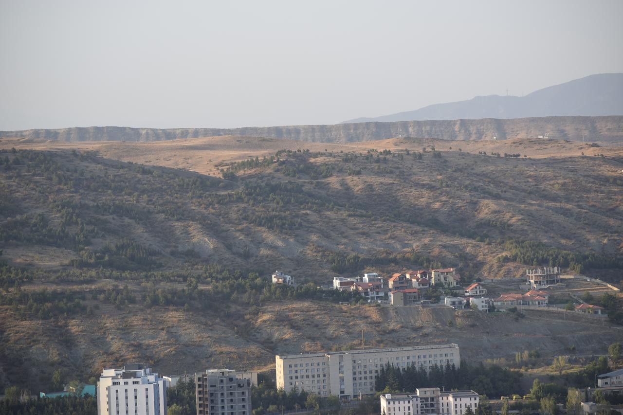 Euphoria Inn Тбилиси Екстериор снимка